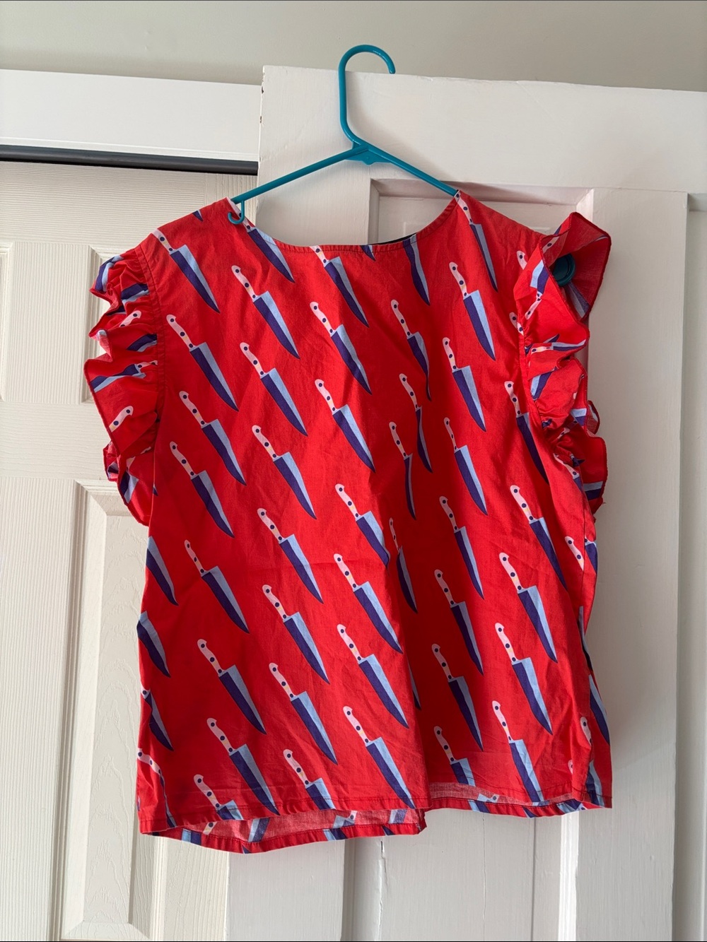 Nooworks Red Ruffle Sleeve Tank with Blue Knife Print Rare